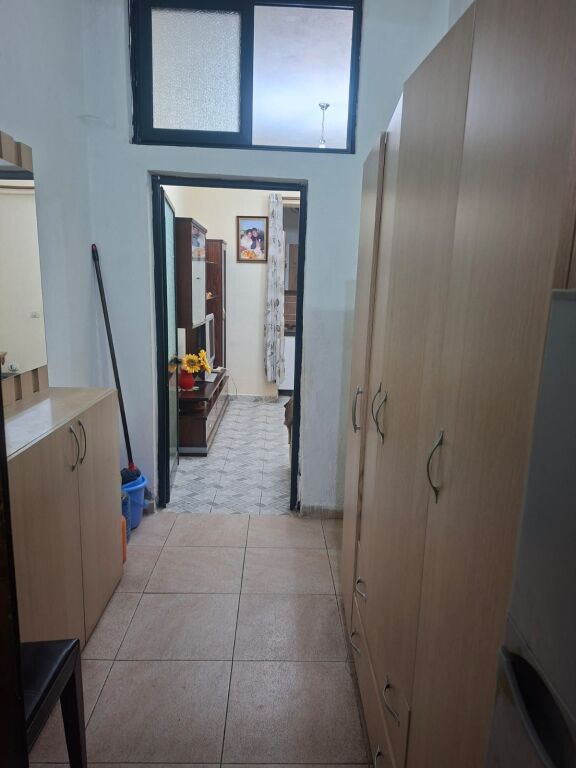 SHITET AMBIENT BIZNESI 21 DHJETORI 120.000 EURO