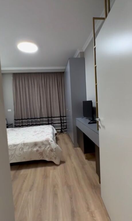 Luxury 1+1 apartment for rent at Zogu i Zi