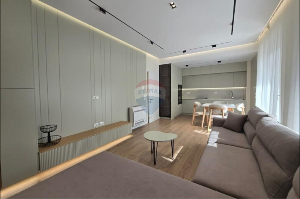 Appartamento in vendita 2+1+2+ parcheggio al Lago Secco