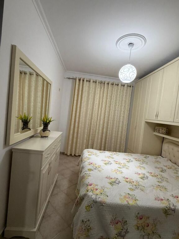 Apartament 1+1 me qira ne Yzberisht!