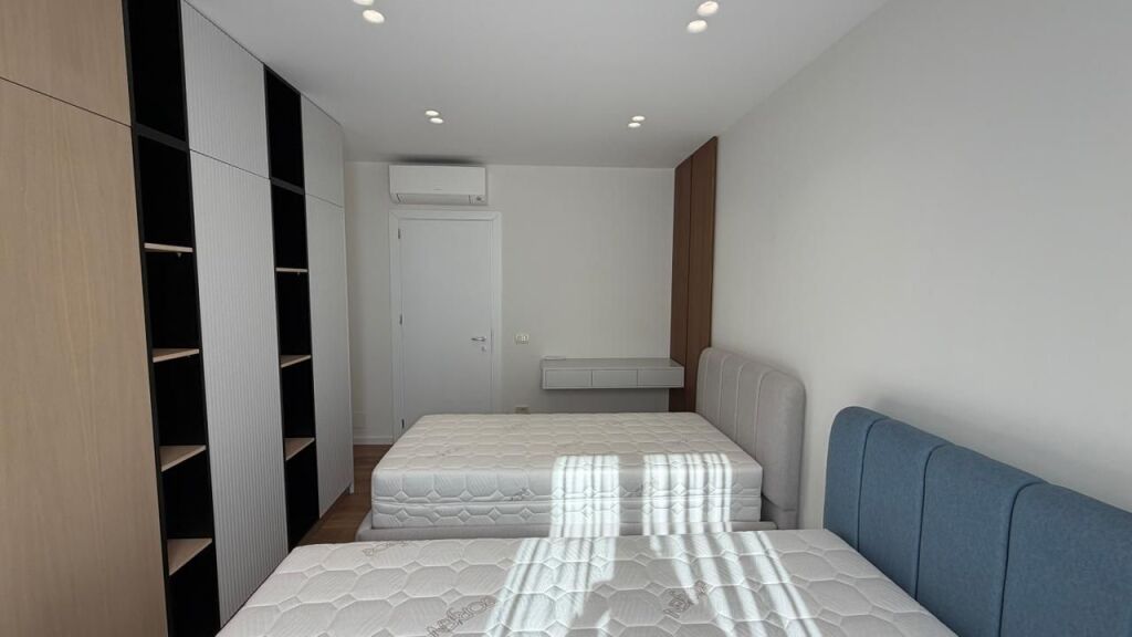 APARTAMENT 2+1 ME QIRA TEK GOLDEN TOWER