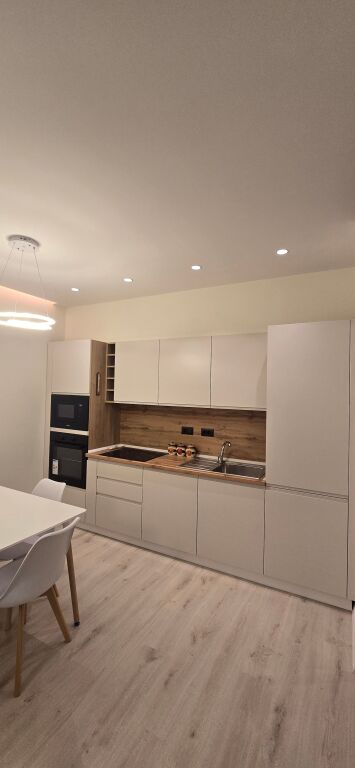 APARTMENT 1+1, RTSH/ARTISTIC HIGH SCHOOL