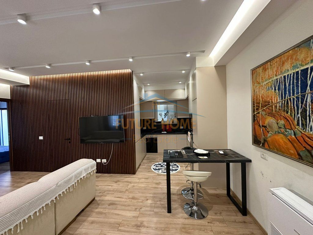 Rent, Apartment 2+1+2+Parking Space, Bardhyl Street, Tirana.