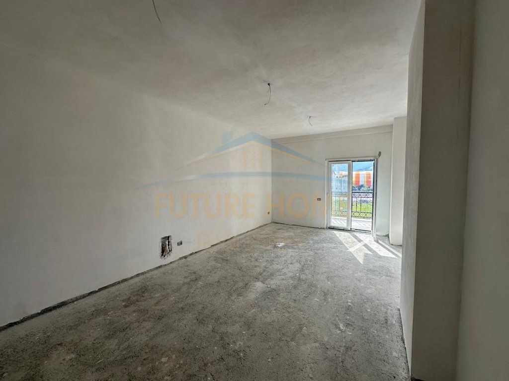 Shitet, Apartament 2+1+2, Sauk, Porta Tirana e Re, Tiranë..