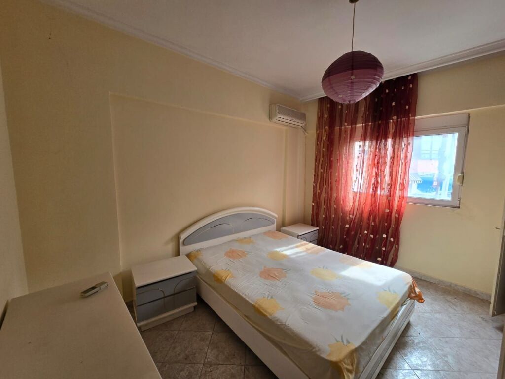 APARTAMENT 2+1 PER SHITJE TE KOMUNA E PARISIT (LULISHTJA)