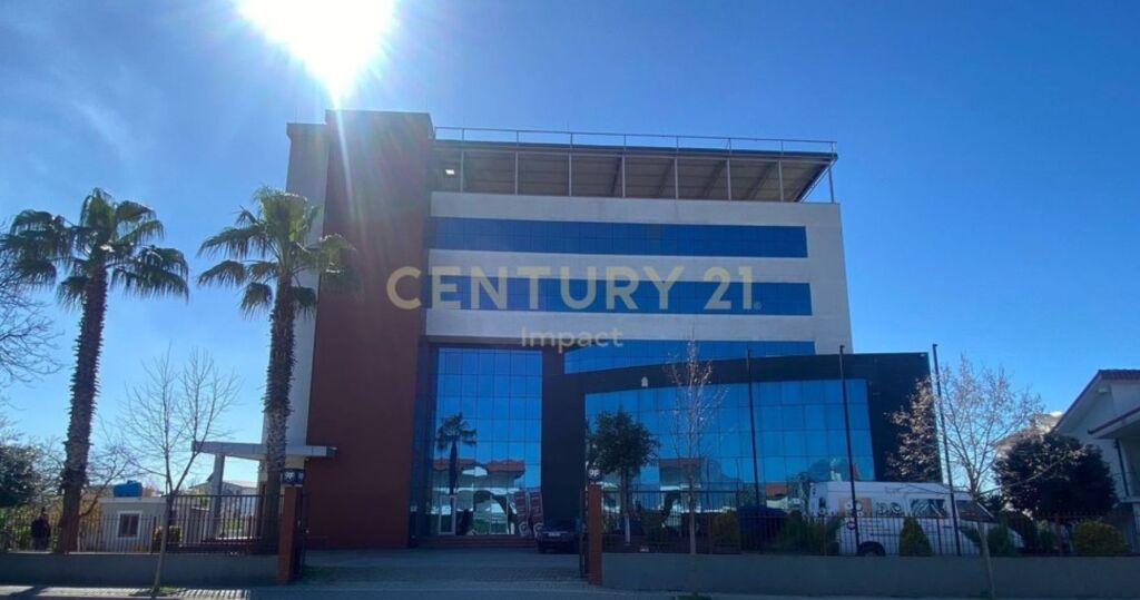 Multifunctional space for rent