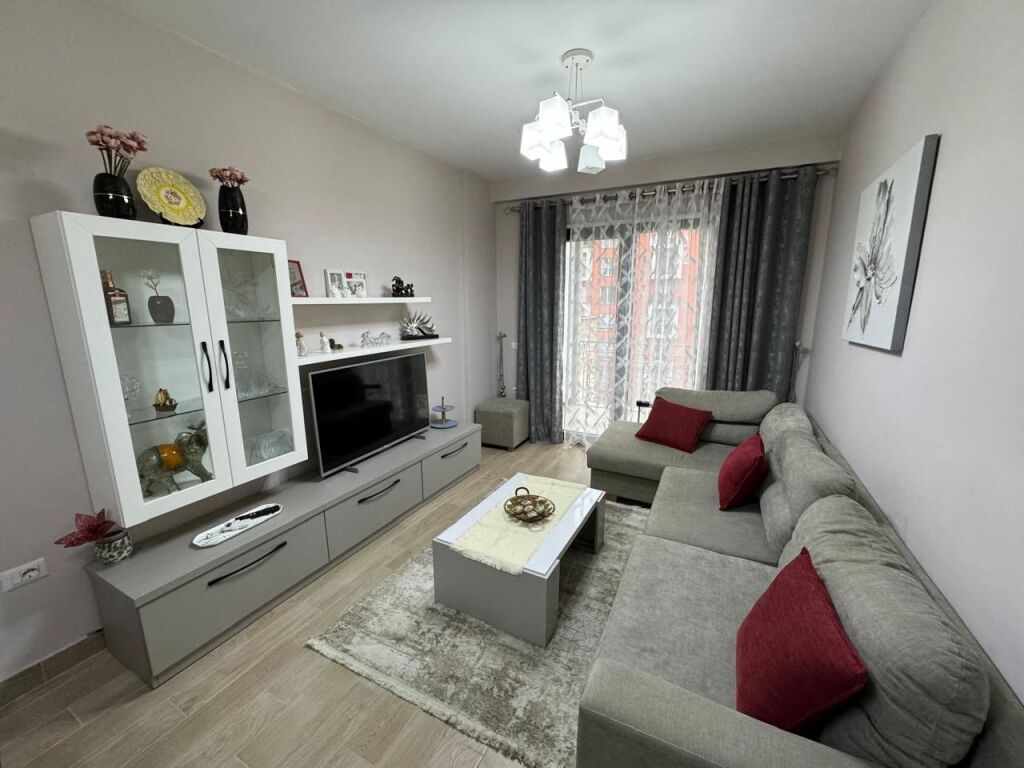 Apartament 1+1 me Qera, 21 Dhjetori