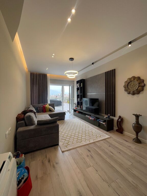 🏠 𝐈𝐍 𝐕𝐄𝐍𝐃𝐈𝐓𝐀 – 𝐀𝐩𝐚𝐫𝐭𝐚𝐦𝐞𝐧𝐭𝐨 3+1+3 | 𝐑𝐞𝐬𝐢𝐝𝐞𝐧𝐳𝐚 𝐊𝐨𝐝𝐫𝐚 𝐞 𝐃𝐢𝐞𝐥𝐥𝐢𝐭 2