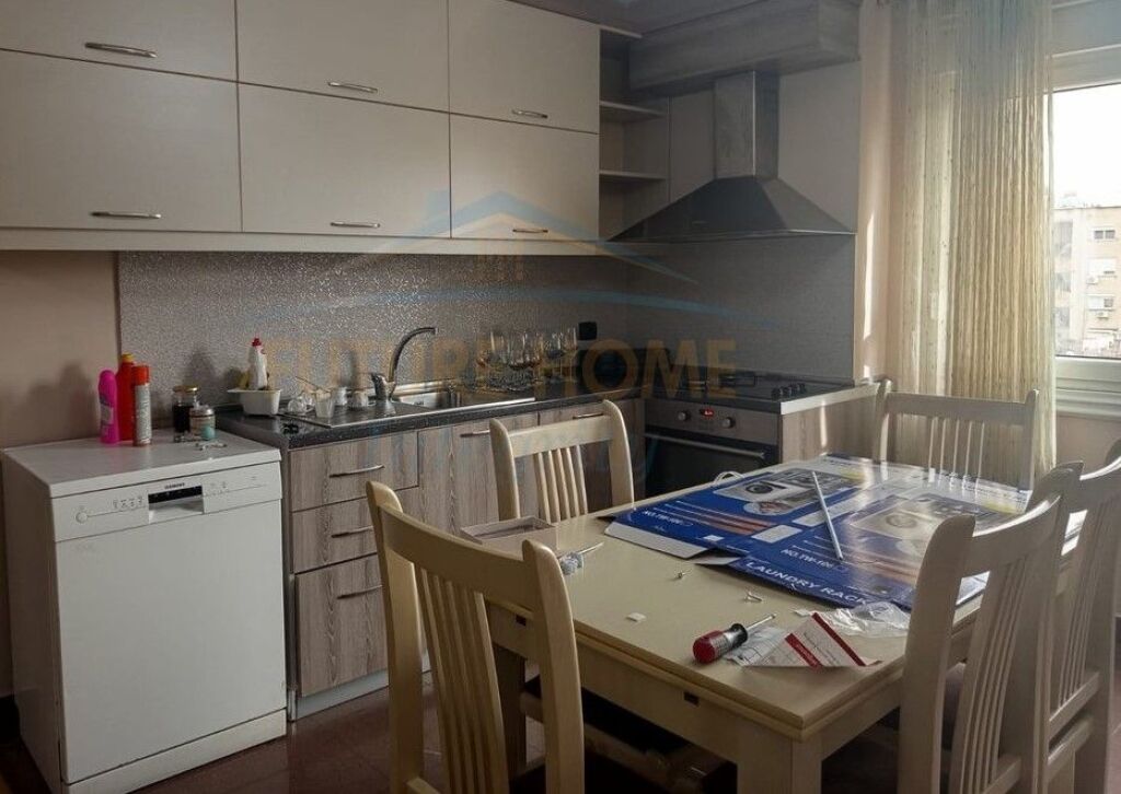Qera, Apartament 1+1, Rruga Hoxha Tahsim, Tiranë