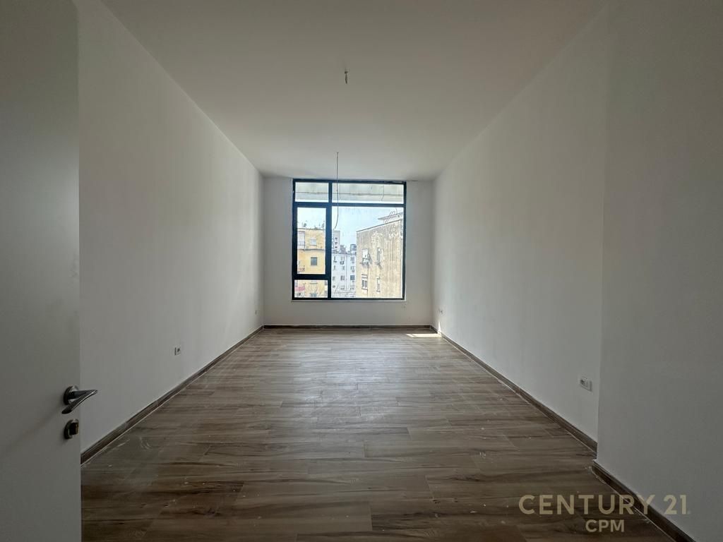 UFFICIO IN AFFITTO PRESSO DONIKA CENTER