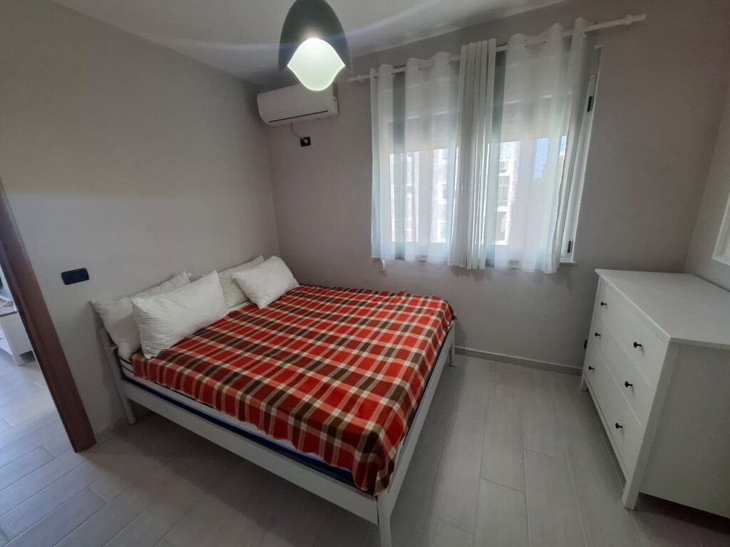 Vendesi in vendita 1+1 vicino a Shkembi i kavajes