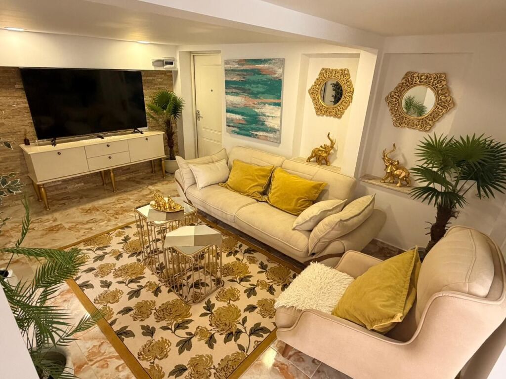 Duplex 3+1 – Vista sulla Piscina nel Monte Robi