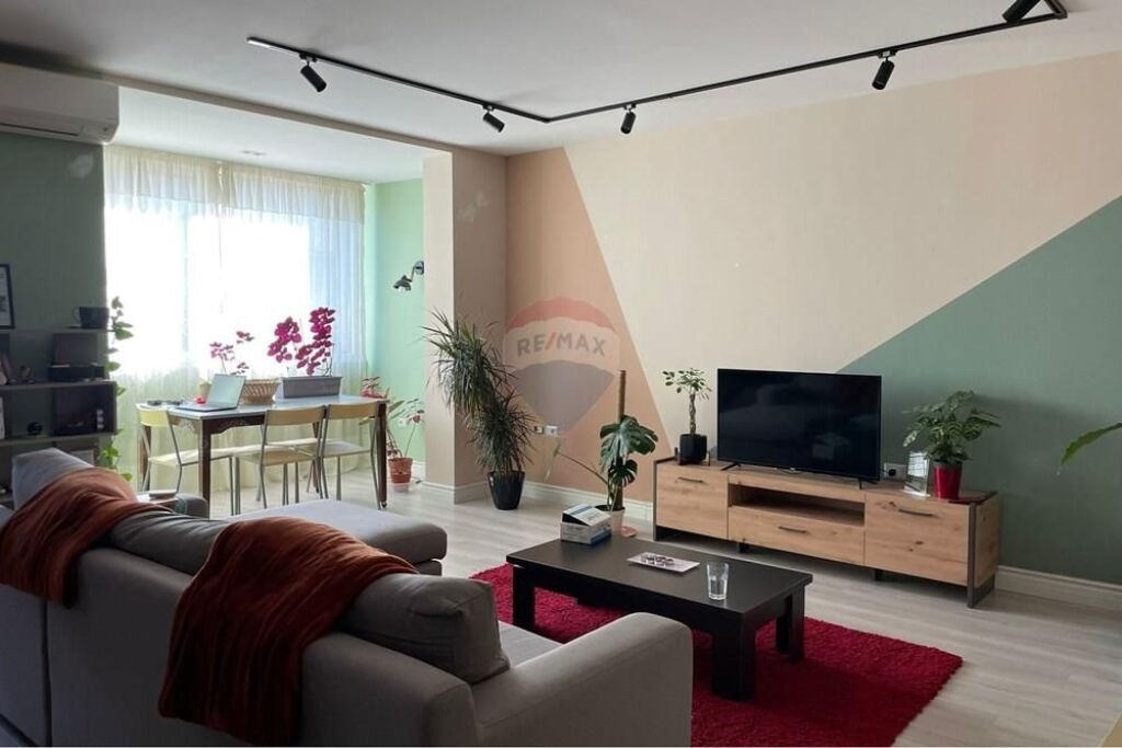 Apartament 2+1+2 me qira tek Qyteti Studenti