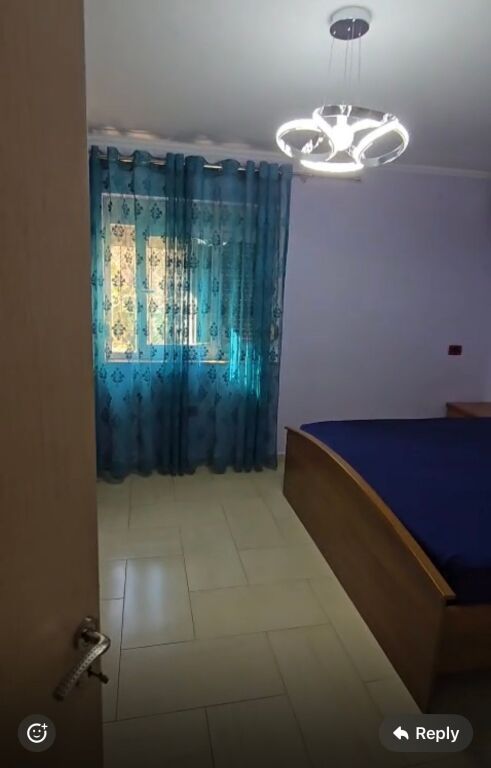 2+1,i mobiluar te shkolla mihal grameno,rruge e elbasanit,600 euro