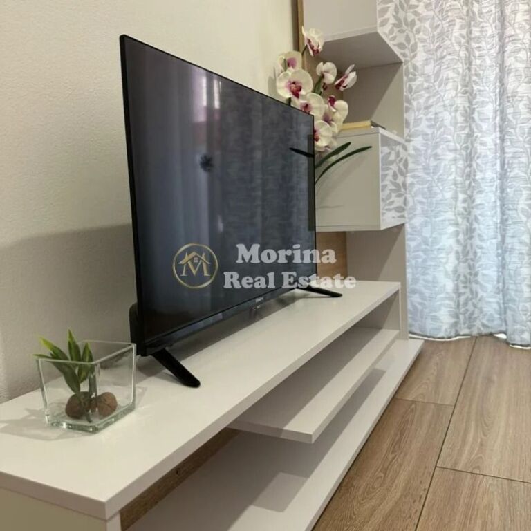 Affitto | Appartamento 1 + 1 | Ali Demi | 370 €/mese