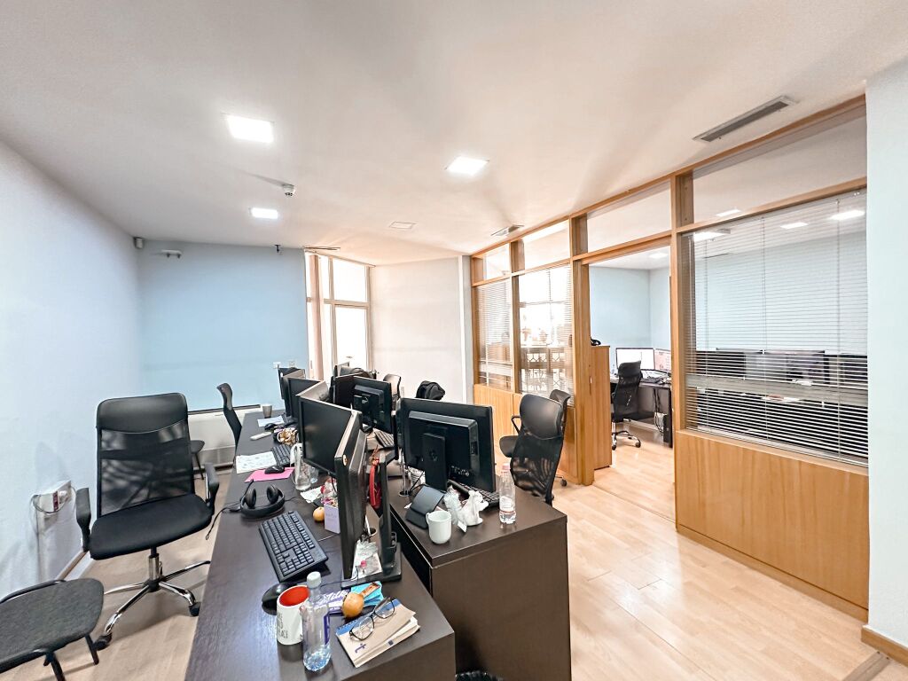 Ambjent me qira ne qender