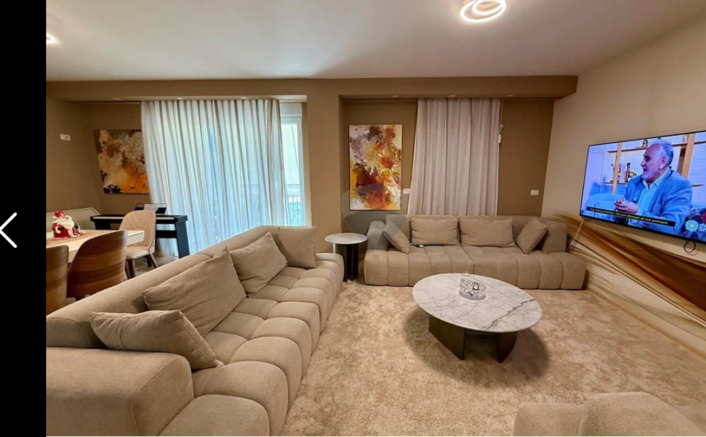 Apartament per shitje 2+1+2 tek Qyteti Studenti