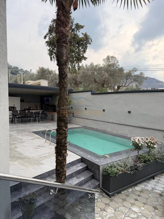 For sale. 4-storey villa, Dry Lake, Tirana