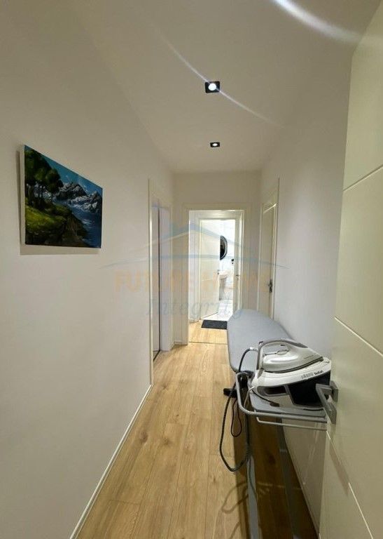 Shitet, Apartament 2+1+2+Post parkimi, Ali Demi