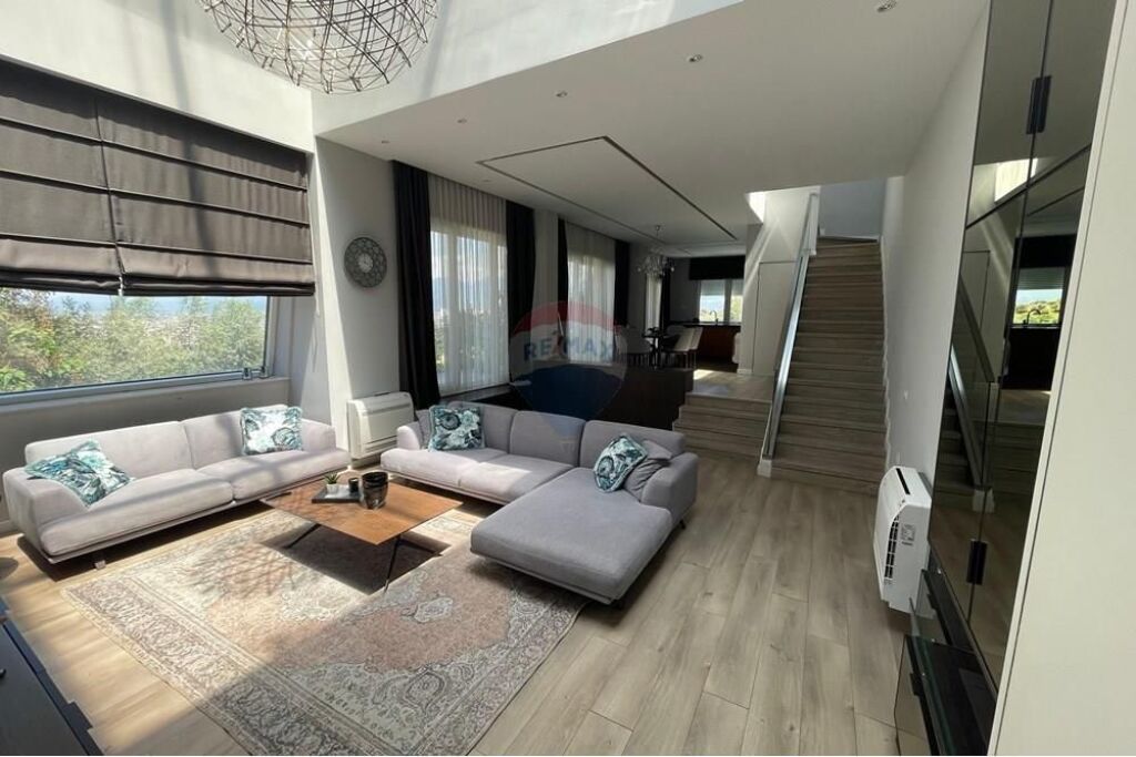 Villa - In Vendita - Kodra e Diellit 2, Tirana(ID: 530221059-300)