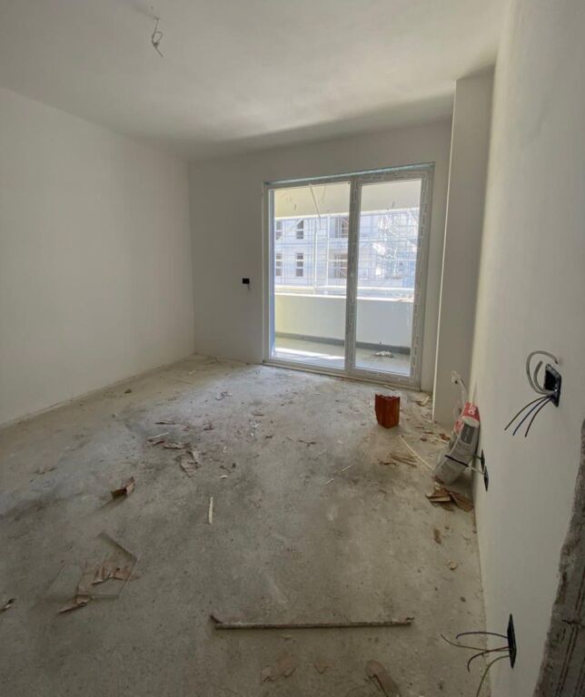 APARTAMENT NE SHITJE 2+1+2 TE UNIVERS CITY , TIRANE