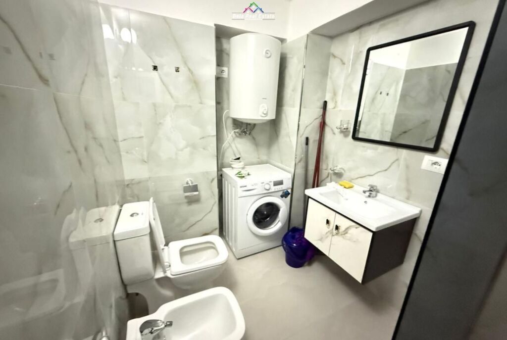 Apartament Me Qera 1+1 Tek Rruga e Barrikadave (ID B211430) Tirane