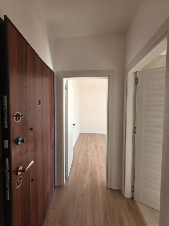 Paskuqan Rezidenca Albulena Shitet Apartament 1+1