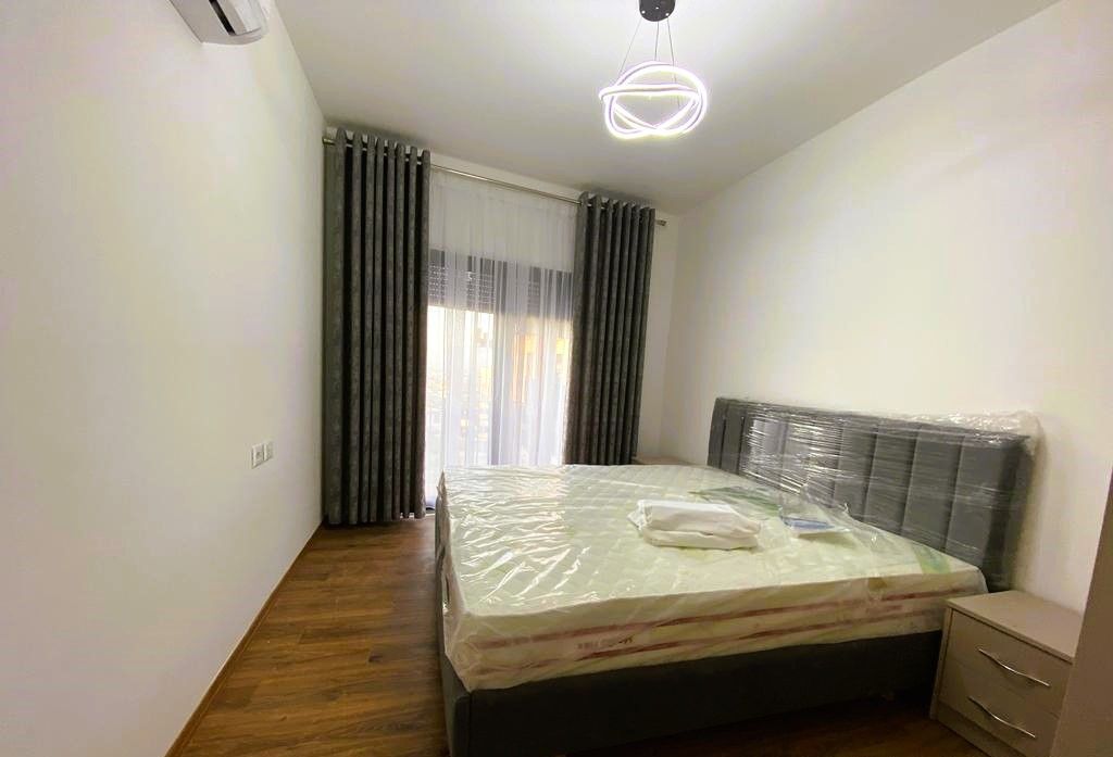 APARTAMENT 2+1+POST PARKIMI ME QERA TEK KODRA E DIELLIT 2