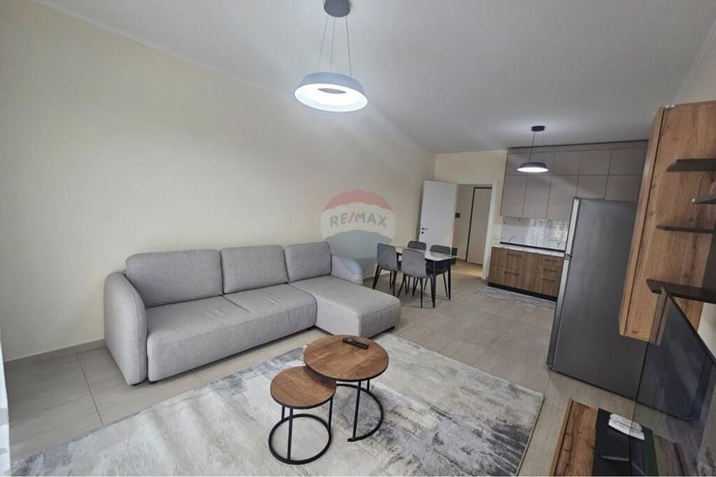 Apartament 1+1 per qira tek Liqeni i Thate!