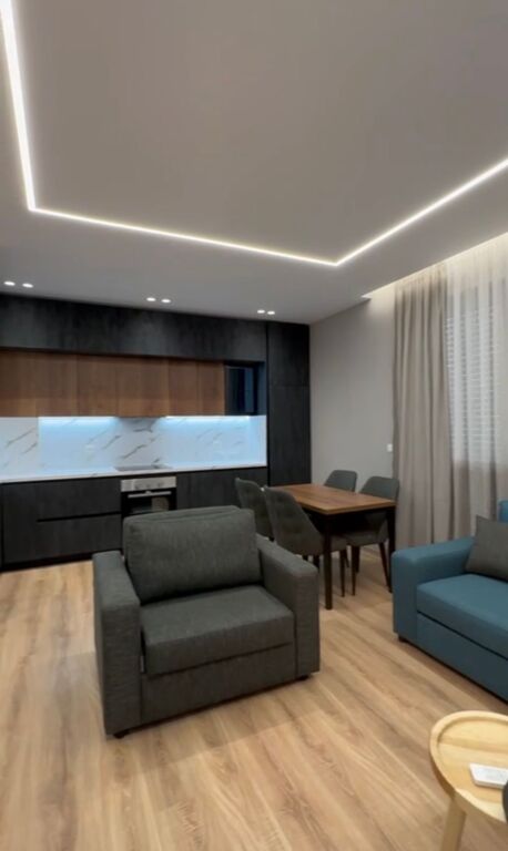 Luxury 1+1 apartment for rent at Zogu i Zi