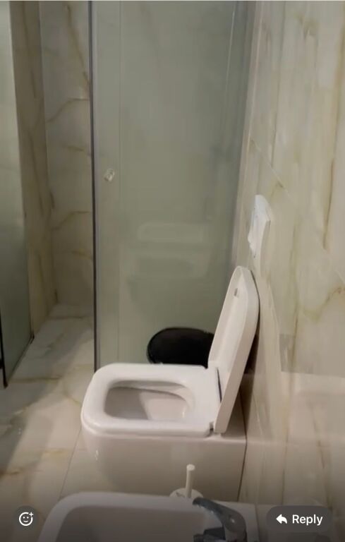 1+1,arredato 6° piano senza ascensore,vasil shanto,600 euro trattabili