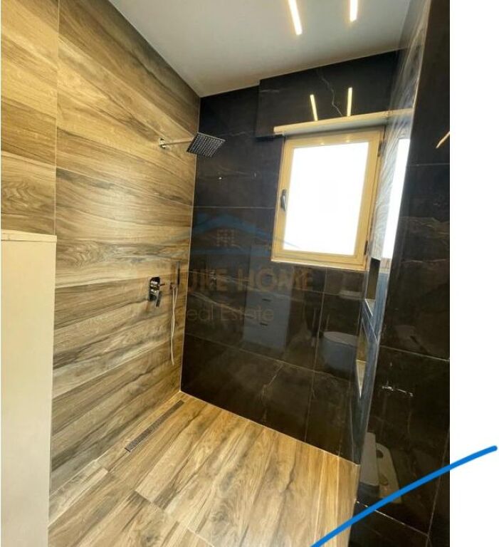 Qera, Apartament 2+1 + Post Parkimi , Pazari i Ri