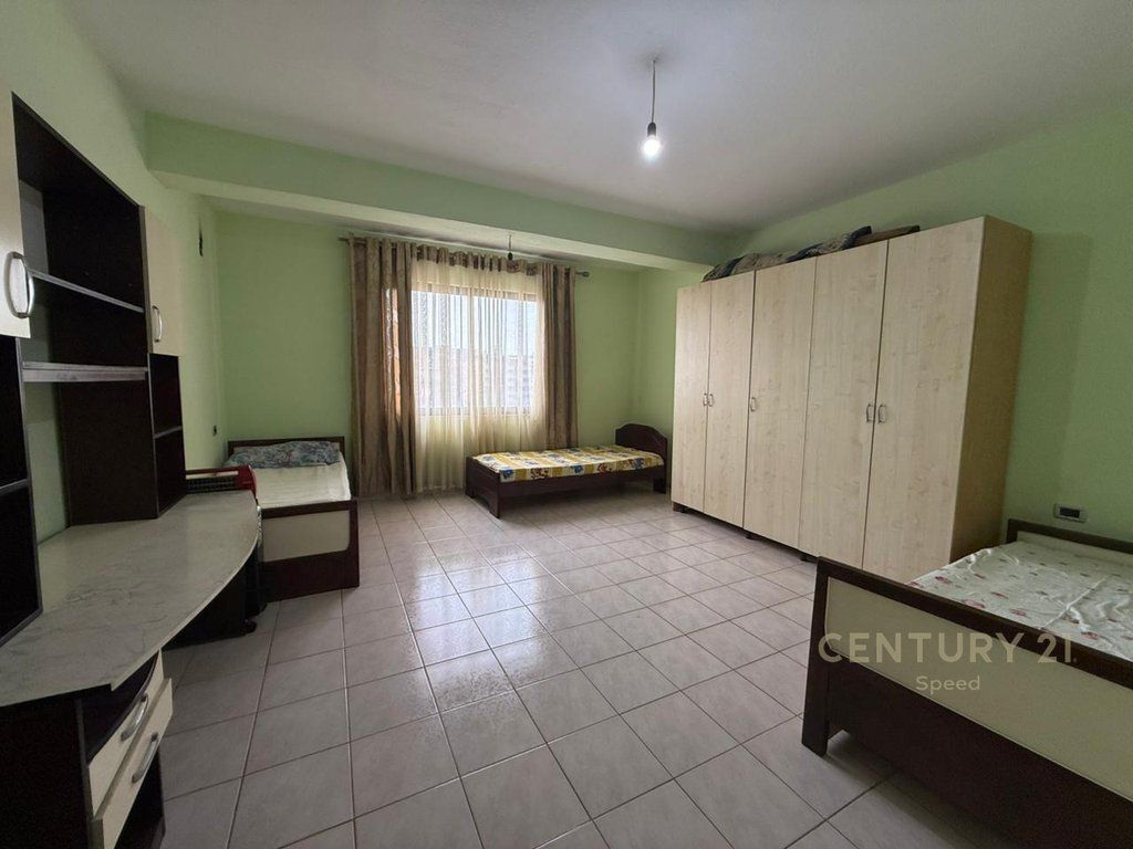 JEPET ME QIRA APARTAMENT 2+1 TEK 5 MAJI
