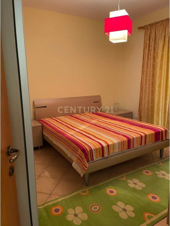 JEPET ME QIRA APARTAMENT 2+1