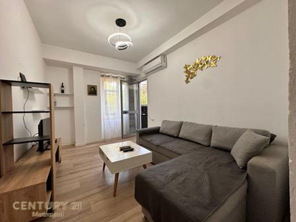 SHES APARTAMENT 2+1 ME HIPOTEKE+2 post parkimi NE SHKOZE!