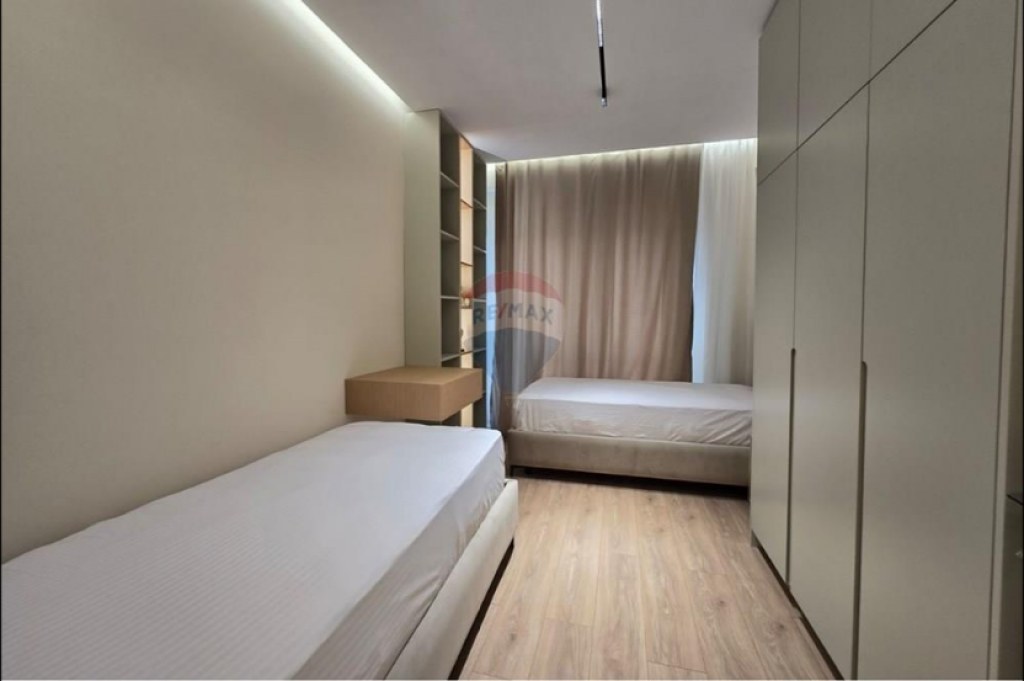 Appartamento in vendita 2+1+2+ parcheggio al Lago Secco