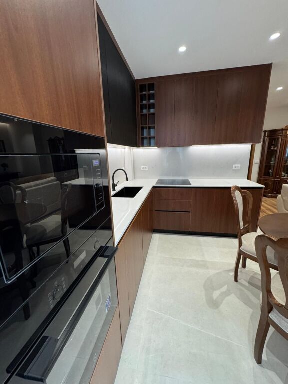 Jepet me qira 2+1+2 ZOGU I ZI 850€