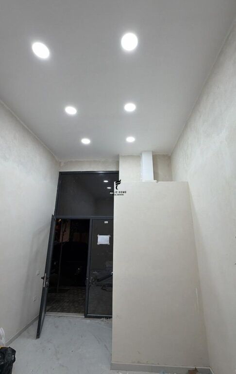 DYQAN ME QERA 20 M2 STACIONI TRENIT 50.000 LEKE