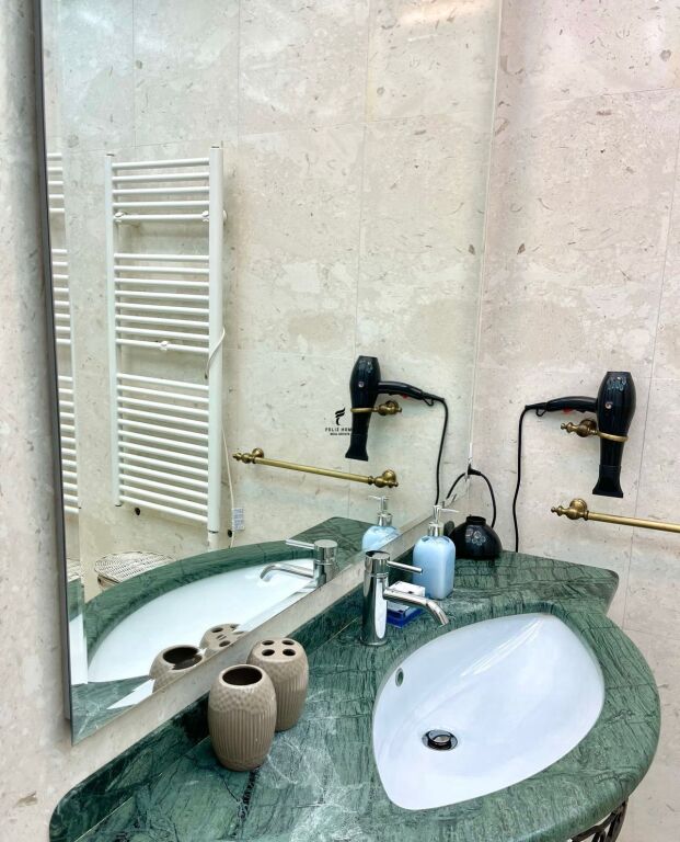 APARTAMENT ME QERA 1+1 MYSLYM SHYRI 700 EURO FH-58278