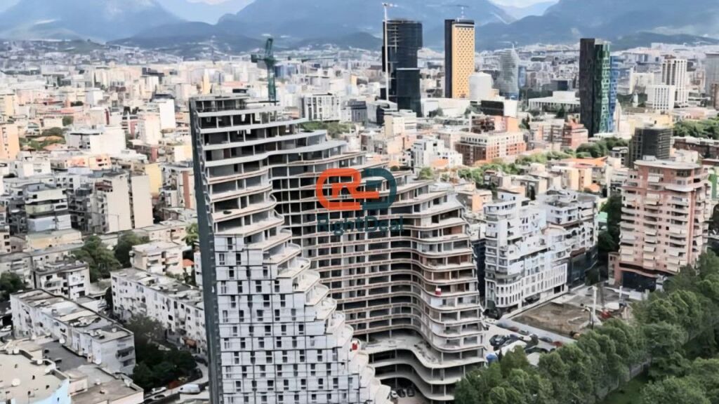 Occasion Price !! At "Ekspozita Building" Apartment 2+1+Veranda for Sale, With Spectacular View !