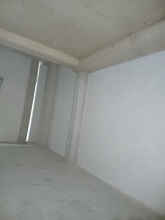 MAGAZZINI IN AFFITTO 157 M2 BOULEVARD NUOVO 100.000 LEKE