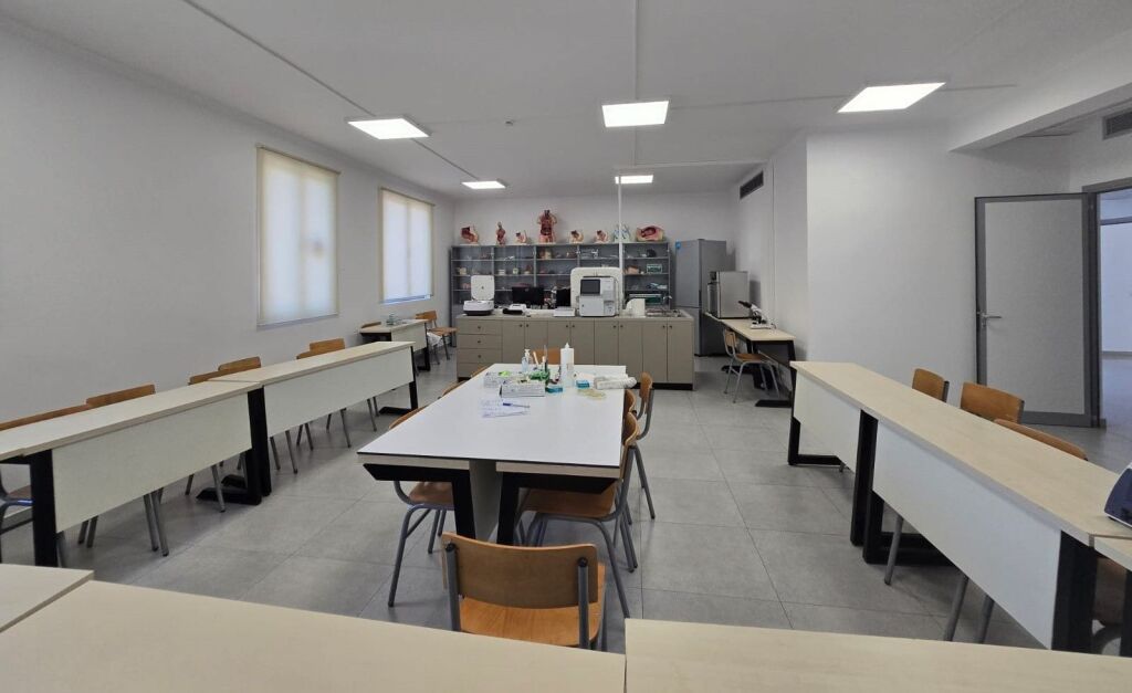 🏢 JEPET ME QIRA GODINË 4-KATËSHE – TEK Bulevardi Gjergj Fishta