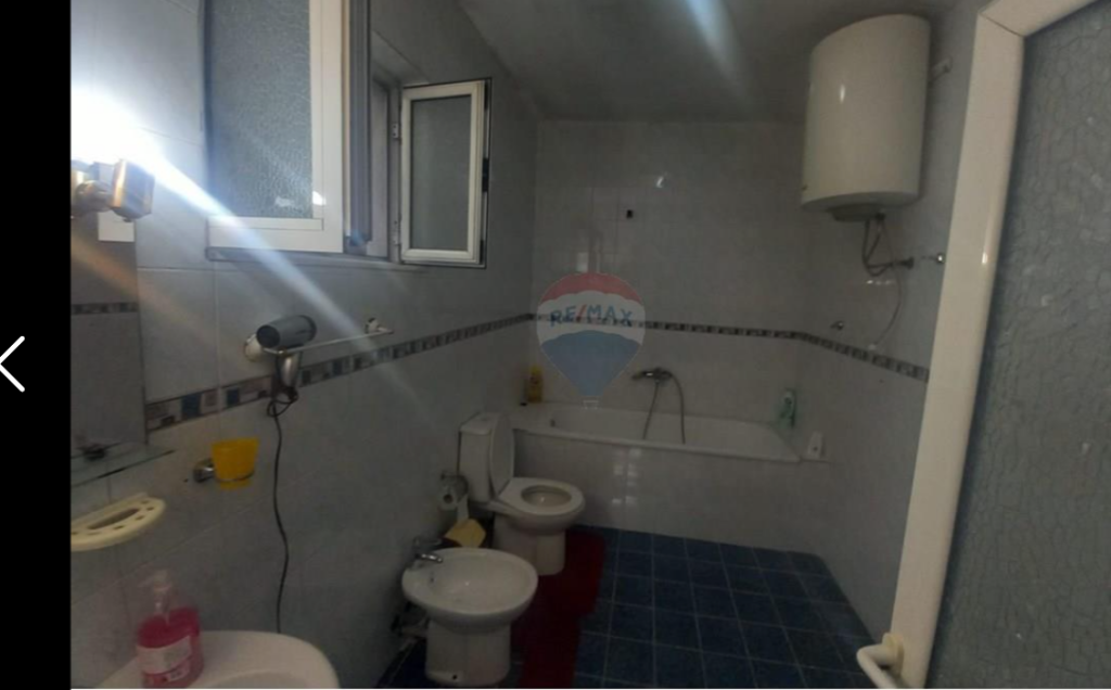 Vile per shitje ne Qender