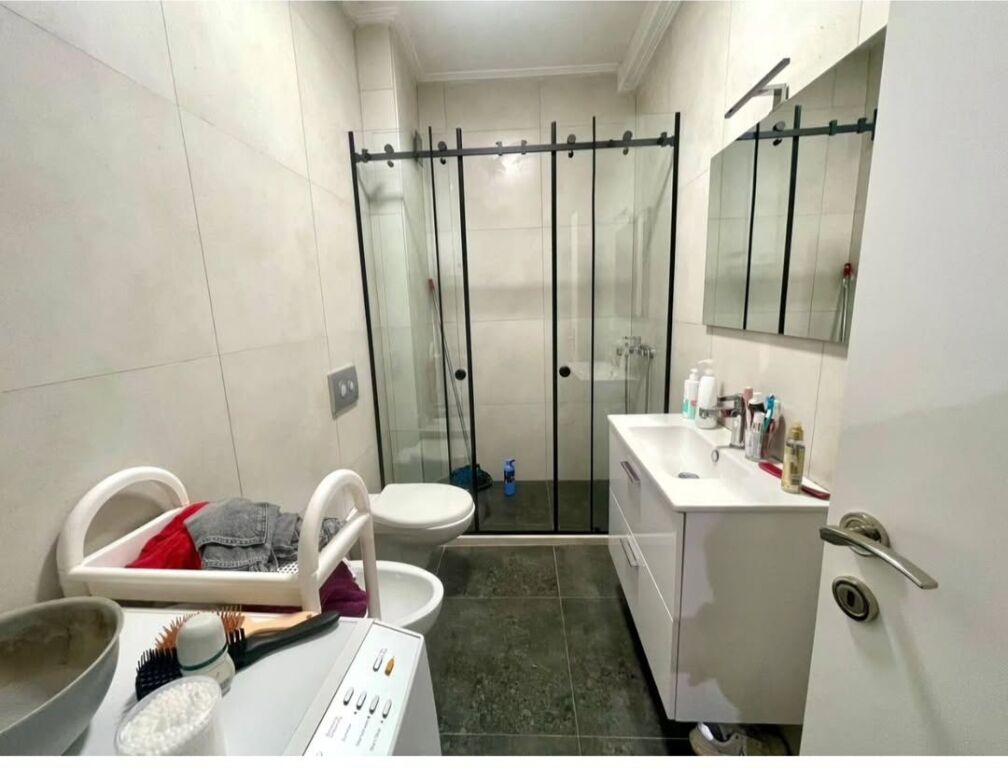 Shitet 1 +1 te Tirana Garden Park