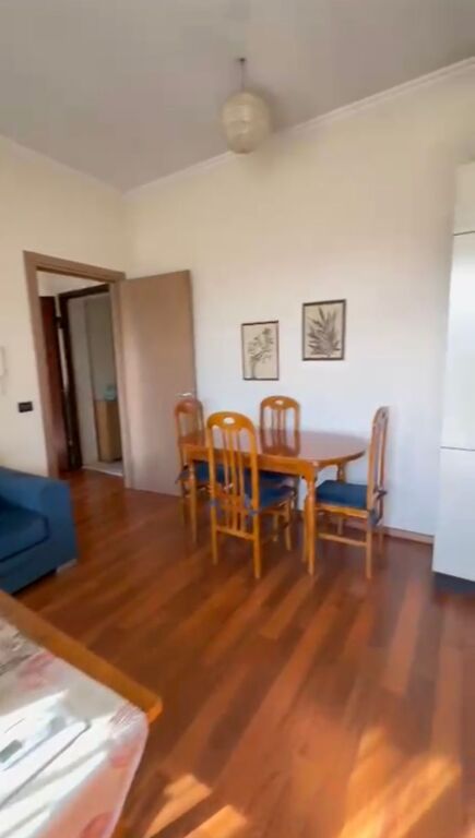 Jepet me qira apartament 1+1
