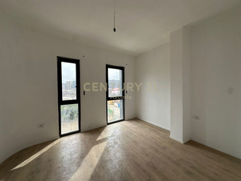 Apartament 2+1+2 për shitje në Oaziz Residenc, Astir