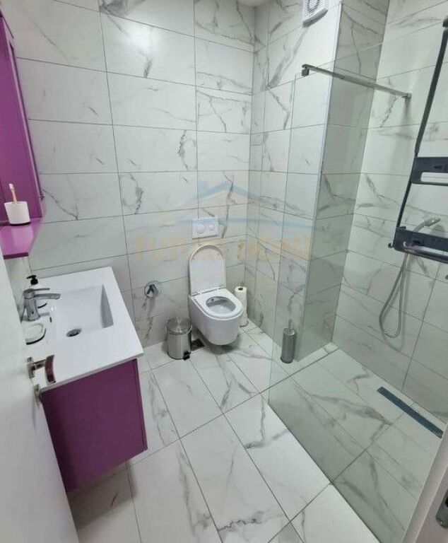 Qera, Apartament 1+1, Kafe Flora