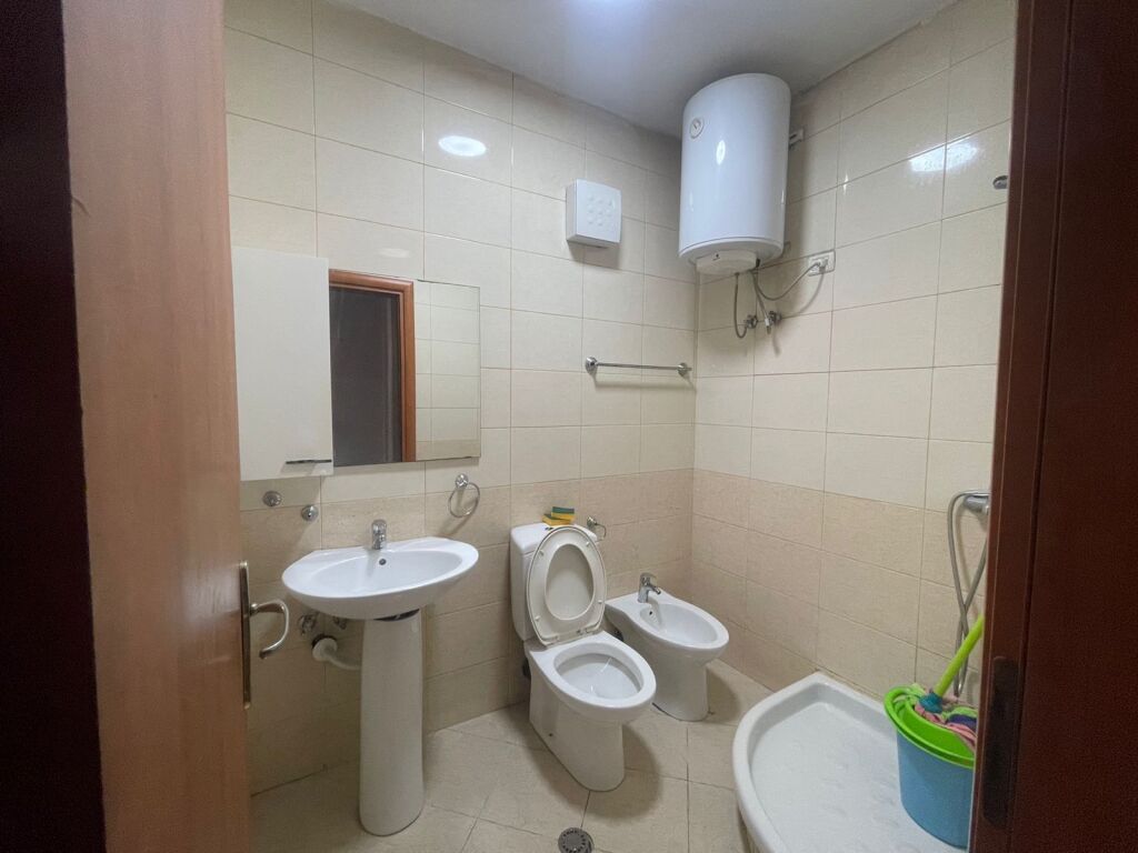 APARTAMENT 2+1 PER QERA TE RRUGA E KAVAJES