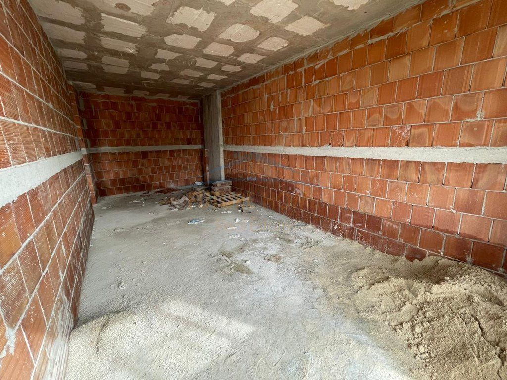 Shitet, Apartament 1+1, Fusha e Aviacionit, Tirane  Empire65135