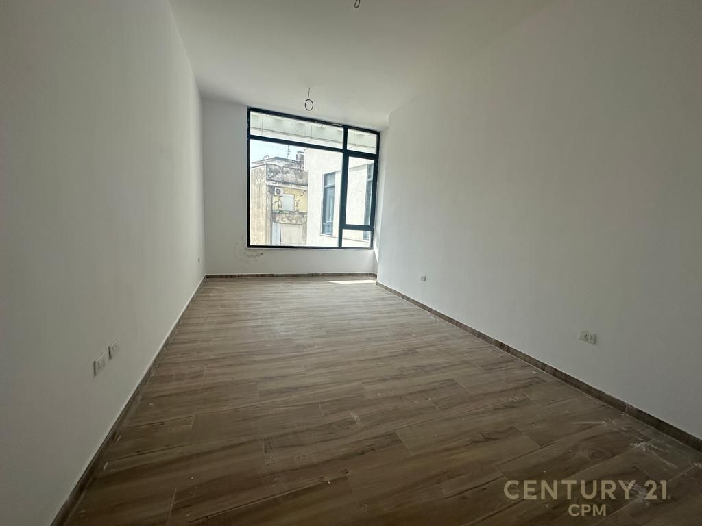 UFFICIO IN AFFITTO PRESSO DONIKA CENTER